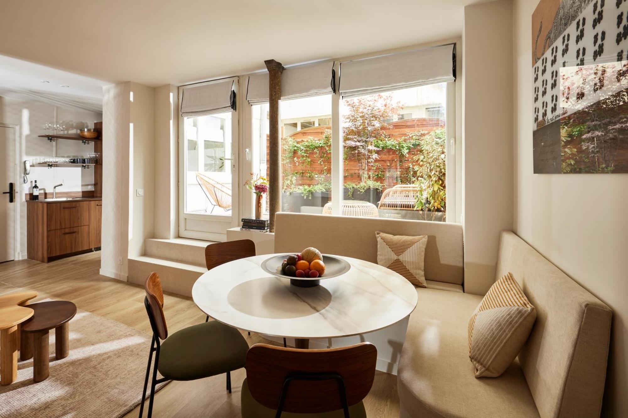 Stylish 2Br & 2Ba With Private Terrace Apartment Paris Exterior photo